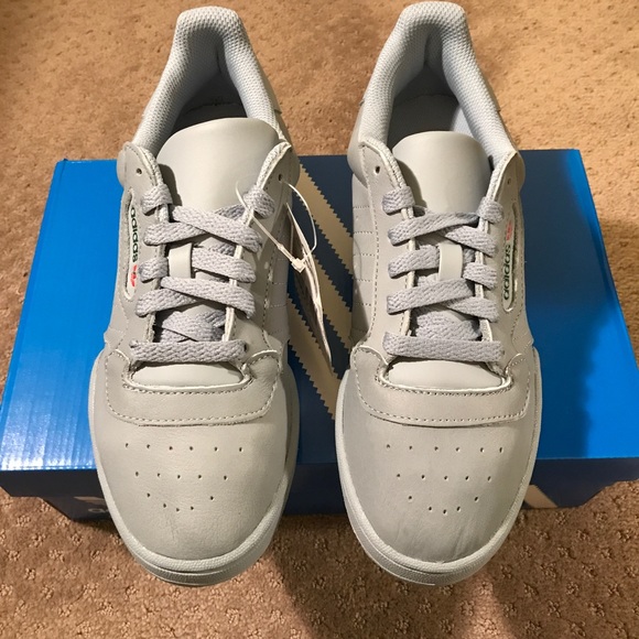 Yeezy Powerphase Grey 6 - Picture 3 of 6